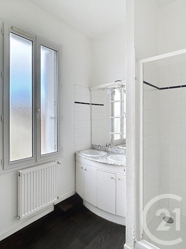 Appartement F3 à louer - 3 pièces - 92.0 m2 - GOND PONTOUVRE - 16 - POITOU-CHARENTES - Century 21 Aloha Immobilier