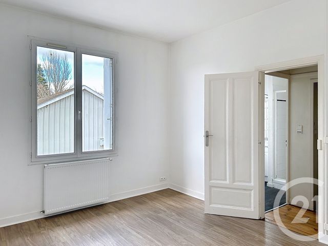 Appartement F3 à louer - 3 pièces - 92.0 m2 - GOND PONTOUVRE - 16 - POITOU-CHARENTES - Century 21 Aloha Immobilier