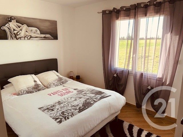 maison à vendre - 4 pièces - 87.0 m2 - CHAMPNIERS - 16 - POITOU-CHARENTES - Century 21 Aloha Immobilier