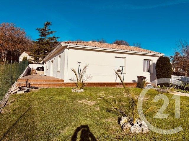 maison à vendre - 4 pièces - 87.0 m2 - CHAMPNIERS - 16 - POITOU-CHARENTES - Century 21 Aloha Immobilier