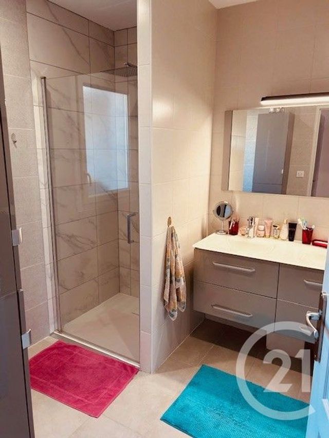 maison à vendre - 4 pièces - 87.0 m2 - CHAMPNIERS - 16 - POITOU-CHARENTES - Century 21 Aloha Immobilier