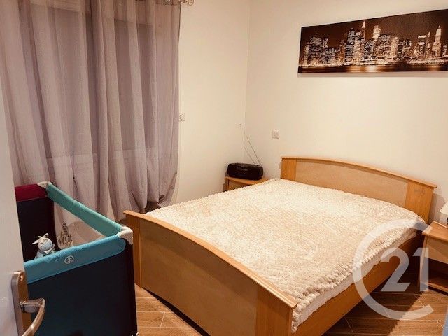 maison à vendre - 4 pièces - 87.0 m2 - CHAMPNIERS - 16 - POITOU-CHARENTES - Century 21 Aloha Immobilier