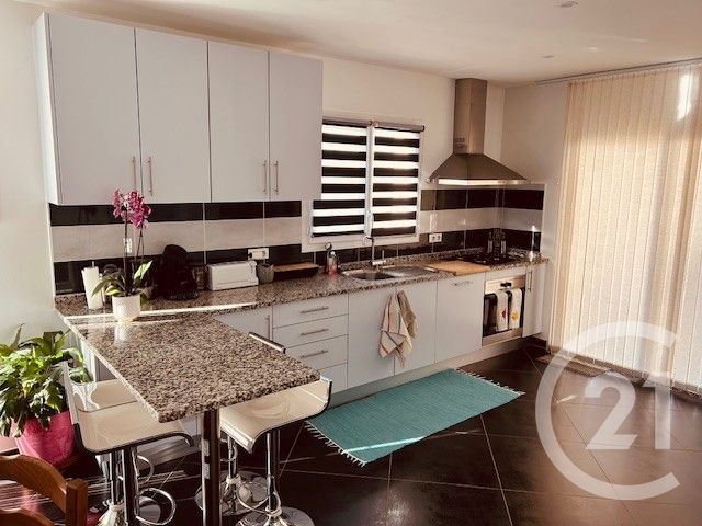 maison à vendre - 4 pièces - 87.0 m2 - CHAMPNIERS - 16 - POITOU-CHARENTES - Century 21 Aloha Immobilier