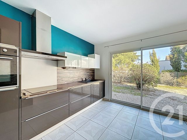 maison à louer - 2 pièces - 74.72 m2 - L ISLE D ESPAGNAC - 16 - POITOU-CHARENTES - Century 21 Aloha Immobilier