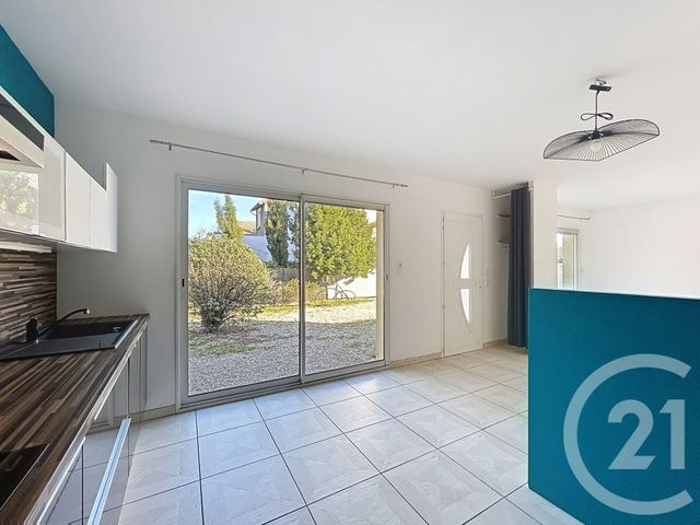 maison à louer - 2 pièces - 74.72 m2 - L ISLE D ESPAGNAC - 16 - POITOU-CHARENTES - Century 21 Aloha Immobilier