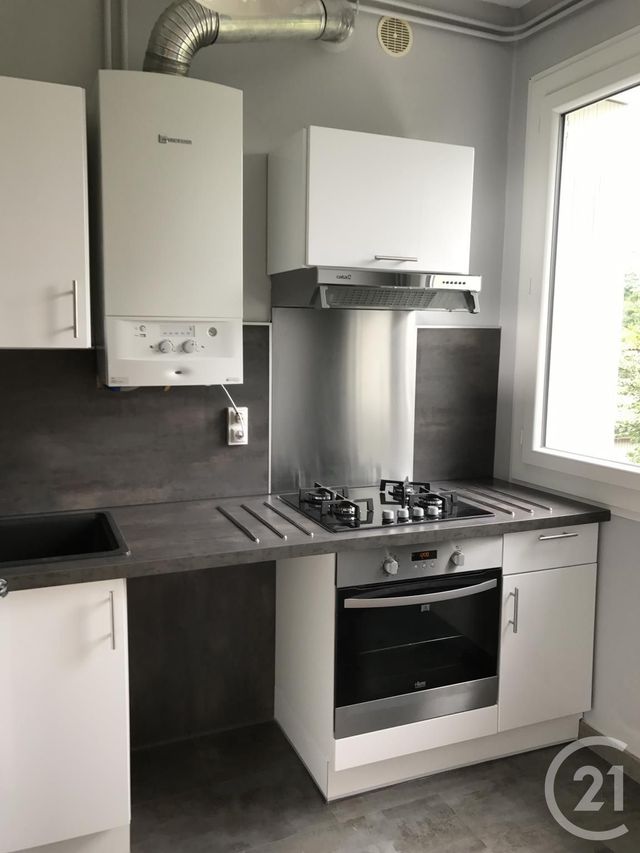 Appartement F2 à louer - 2 pièces - 38.29 m2 - ANGOULEME - 16 - POITOU-CHARENTES - Century 21 Aloha Immobilier