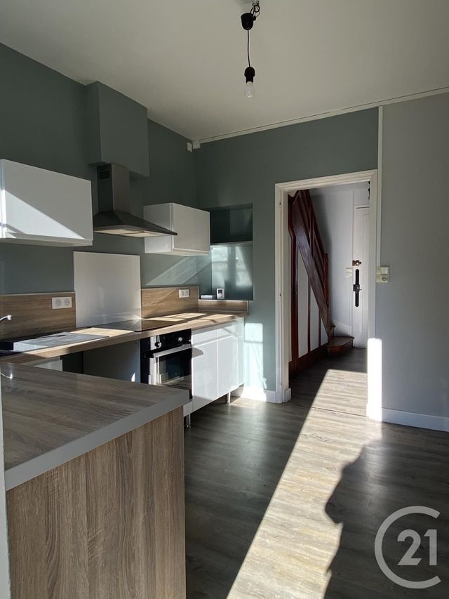 maison à louer - 4 pièces - 80.0 m2 - SOYAUX - 16 - POITOU-CHARENTES - Century 21 Aloha Immobilier