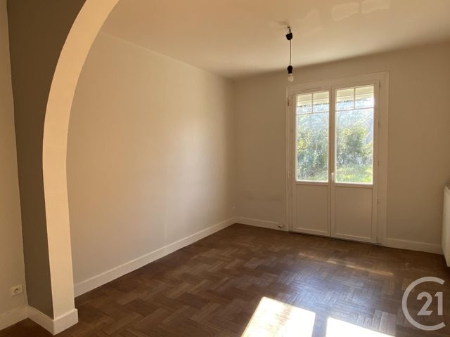 maison à louer - 4 pièces - 80.0 m2 - SOYAUX - 16 - POITOU-CHARENTES - Century 21 Aloha Immobilier