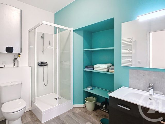 Appartement Studio à louer - 1 pièce - 26.75 m2 - ANGOULEME - 16 - POITOU-CHARENTES - Century 21 Aloha Immobilier