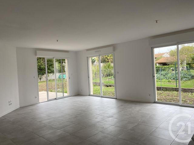 maison à louer - 4 pièces - 92.74 m2 - ANGOULEME - 16 - POITOU-CHARENTES - Century 21 Aloha Immobilier