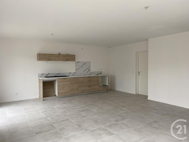 maison à louer - 4 pièces - 92.74 m2 - ANGOULEME - 16 - POITOU-CHARENTES - Century 21 Aloha Immobilier