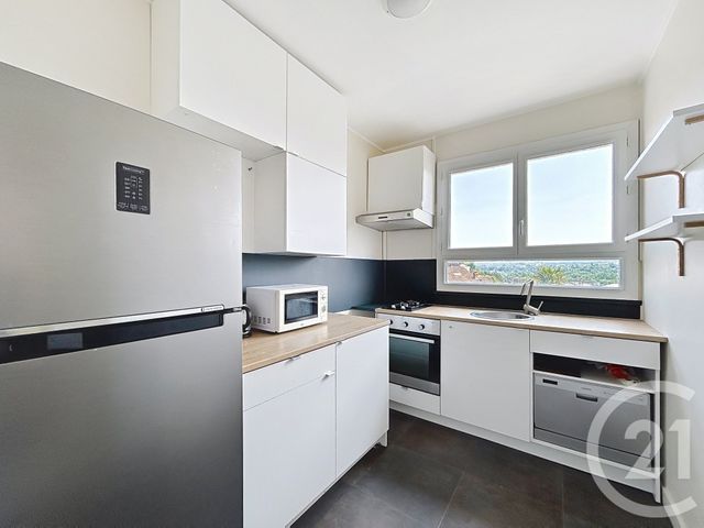 Appartement F2 à louer - 2 pièces - 45.8 m2 - ANGOULEME - 16 - POITOU-CHARENTES - Century 21 Aloha Immobilier