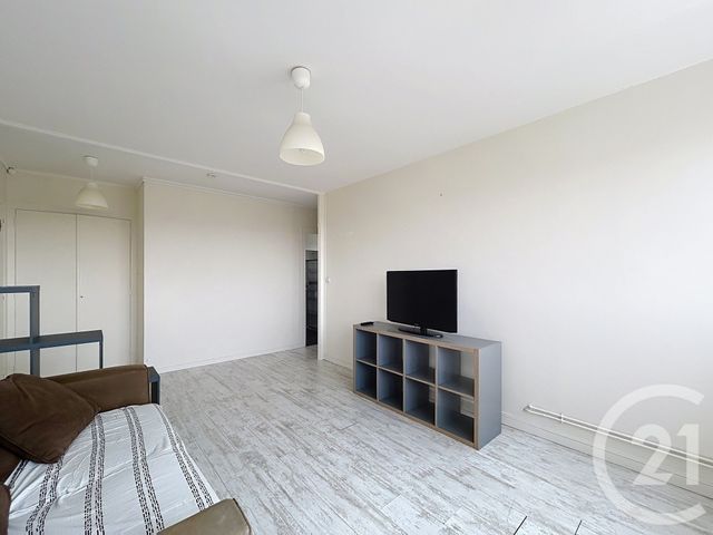 Appartement F2 à louer - 2 pièces - 45.8 m2 - ANGOULEME - 16 - POITOU-CHARENTES - Century 21 Aloha Immobilier