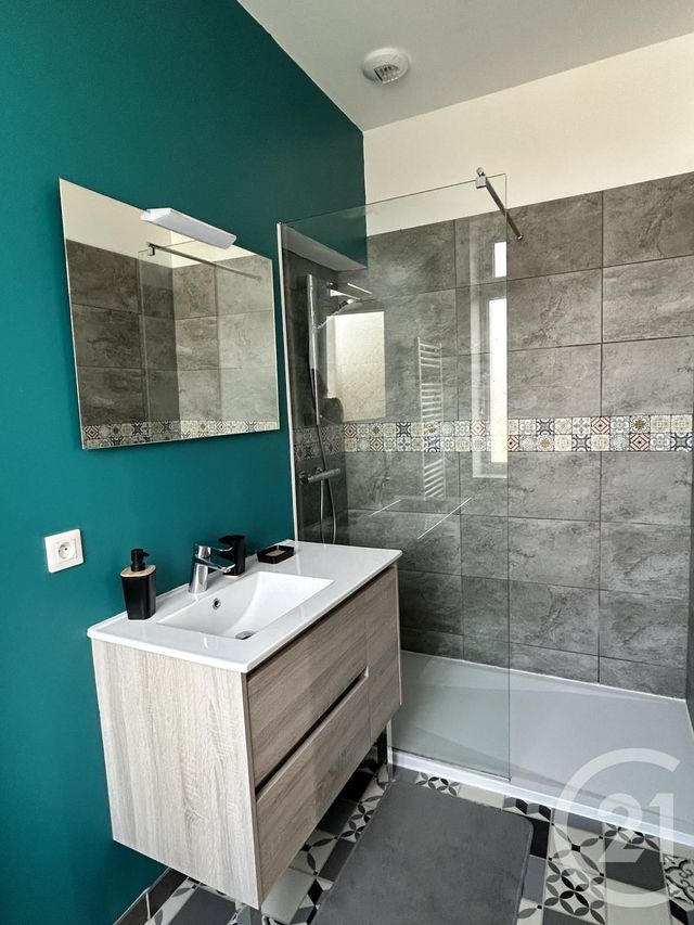 Appartement Chambre à louer - 1 pièce - 22.3 m2 - RUELLE SUR TOUVRE - 16 - POITOU-CHARENTES - Century 21 Aloha Immobilier