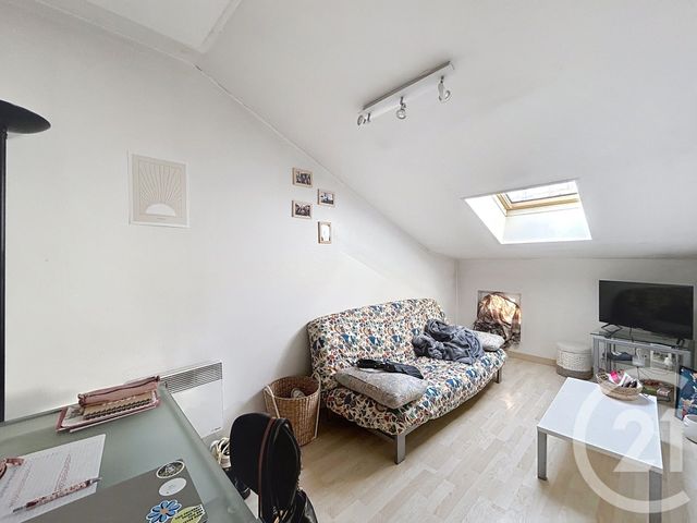 Appartement F1 à louer - 1 pièce - 25.17 m2 - ANGOULEME - 16 - POITOU-CHARENTES - Century 21 Aloha Immobilier