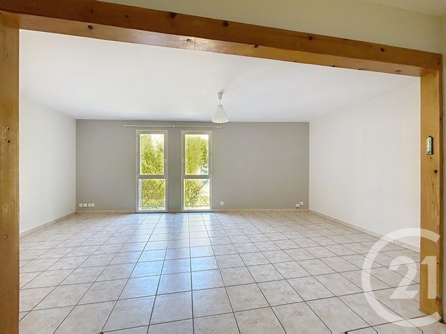 Appartement F2 à louer - 2 pièces - 44.0 m2 - ANGOULEME - 16 - POITOU-CHARENTES - Century 21 Aloha Immobilier