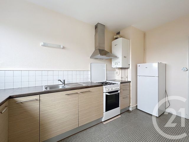 Appartement F2 à louer - 2 pièces - 44.55 m2 - ANGOULEME - 16 - POITOU-CHARENTES - Century 21 Aloha Immobilier