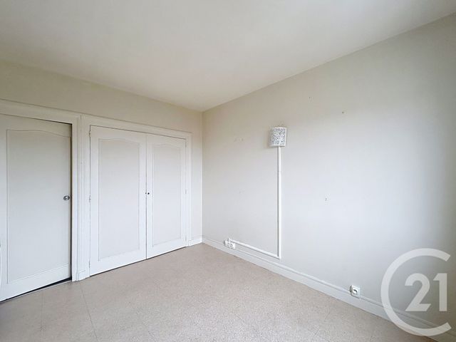 Appartement F2 à louer - 2 pièces - 44.55 m2 - ANGOULEME - 16 - POITOU-CHARENTES - Century 21 Aloha Immobilier