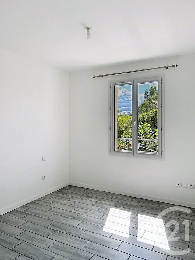 maison à louer - 4 pièces - 97.0 m2 - ST YRIEIX SUR CHARENTE - 16 - POITOU-CHARENTES - Century 21 Aloha Immobilier