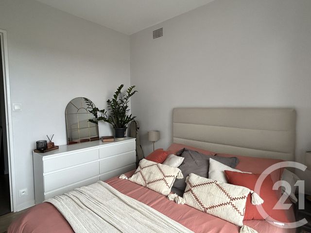 Appartement F2 à louer - 2 pièces - 41.47 m2 - ANGOULEME - 16 - POITOU-CHARENTES - Century 21 Aloha Immobilier