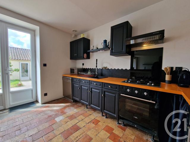 maison à vendre - 5 pièces - 110.0 m2 - ANGOULEME - 16 - POITOU-CHARENTES - Century 21 Aloha Immobilier