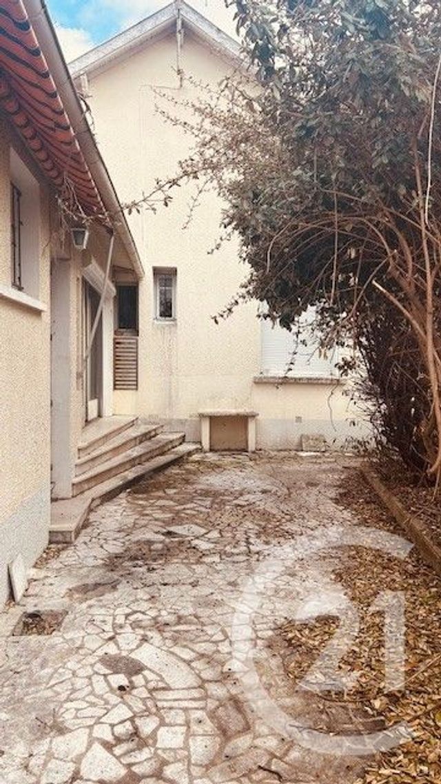 maison à vendre - 7 pièces - 120.0 m2 - ANGOULEME - 16 - POITOU-CHARENTES - Century 21 Aloha Immobilier