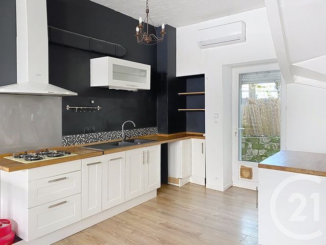 maison à louer - 3 pièces - 81.63 m2 - ANGOULEME - 16 - POITOU-CHARENTES - Century 21 Aloha Immobilier