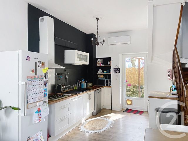 maison à louer - 3 pièces - 81.63 m2 - ANGOULEME - 16 - POITOU-CHARENTES - Century 21 Aloha Immobilier