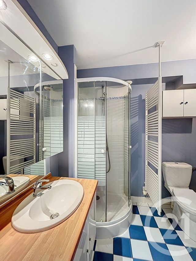 Appartement Duplex à louer - 2 pièces - 36.1 m2 - ANGOULEME - 16 - POITOU-CHARENTES - Century 21 Aloha Immobilier