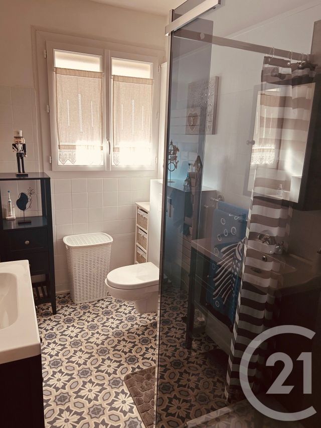 maison à vendre - 6 pièces - 131.0 m2 - SOYAUX - 16 - POITOU-CHARENTES - Century 21 Aloha Immobilier