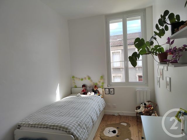 maison à vendre - 7 pièces - 155.0 m2 - ANGOULEME - 16 - POITOU-CHARENTES - Century 21 Aloha Immobilier