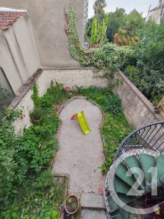 maison à vendre - 7 pièces - 155.0 m2 - ANGOULEME - 16 - POITOU-CHARENTES - Century 21 Aloha Immobilier