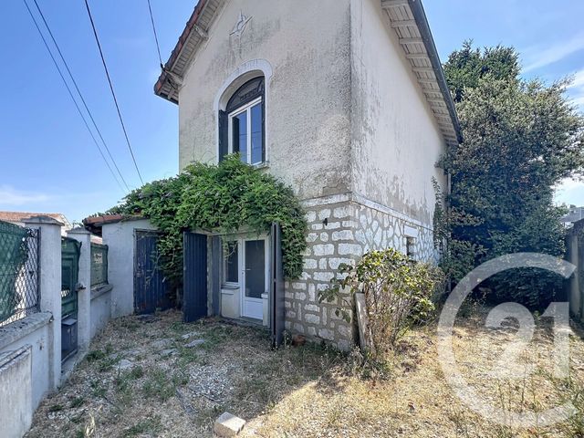 maison à louer - 2 pièces - 62.44 m2 - ANGOULEME - 16 - POITOU-CHARENTES - Century 21 Aloha Immobilier