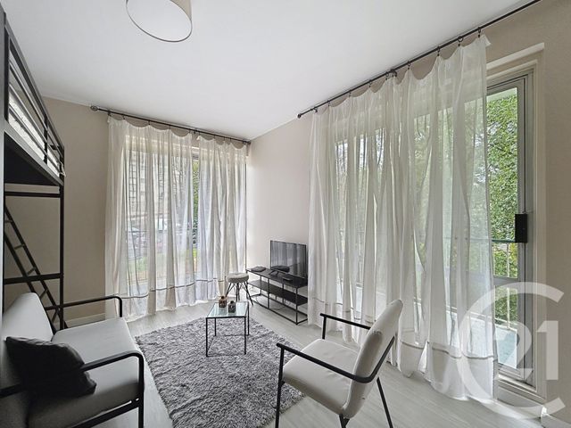 Appartement F1 à louer - 1 pièce - 39.69 m2 - ANGOULEME - 16 - POITOU-CHARENTES - Century 21 Aloha Immobilier