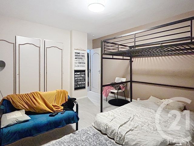 Appartement F1 à louer - 1 pièce - 39.69 m2 - ANGOULEME - 16 - POITOU-CHARENTES - Century 21 Aloha Immobilier