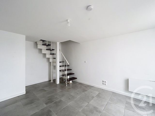 maison à louer - 2 pièces - 34.52 m2 - MAGNAC SUR TOUVRE - 16 - POITOU-CHARENTES - Century 21 Aloha Immobilier