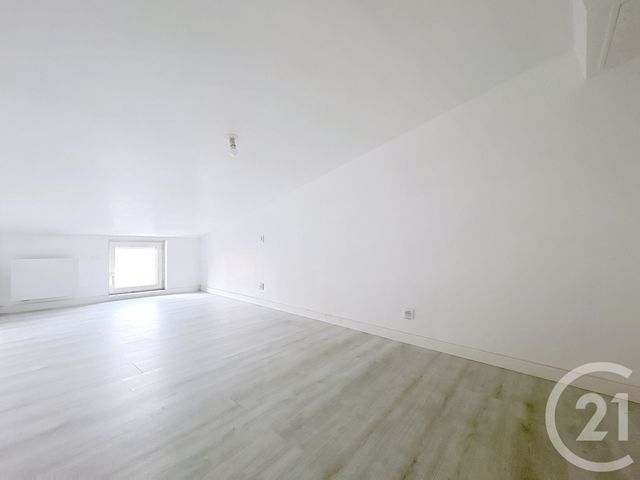 maison à louer - 2 pièces - 26.7 m2 - MAGNAC SUR TOUVRE - 16 - POITOU-CHARENTES - Century 21 Aloha Immobilier