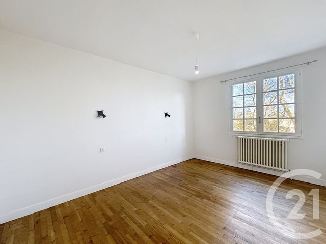 maison à louer - 4 pièces - 133.65 m2 - ANGOULEME - 16 - POITOU-CHARENTES - Century 21 Aloha Immobilier