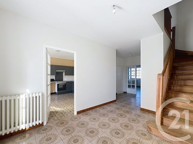 maison à louer - 4 pièces - 133.65 m2 - ANGOULEME - 16 - POITOU-CHARENTES - Century 21 Aloha Immobilier