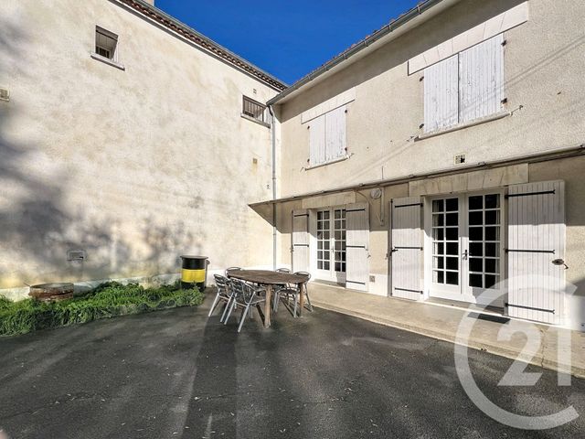 maison à louer - 4 pièces - 133.65 m2 - ANGOULEME - 16 - POITOU-CHARENTES - Century 21 Aloha Immobilier