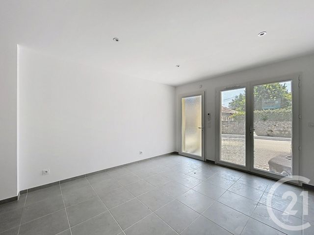 Appartement F2 à louer - 2 pièces - 43.67 m2 - ANGOULEME - 16 - POITOU-CHARENTES - Century 21 Aloha Immobilier