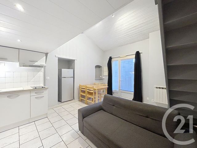 Appartement T1 à louer - 1 pièce - 33.14 m2 - L ISLE D ESPAGNAC - 16 - POITOU-CHARENTES - Century 21 Aloha Immobilier