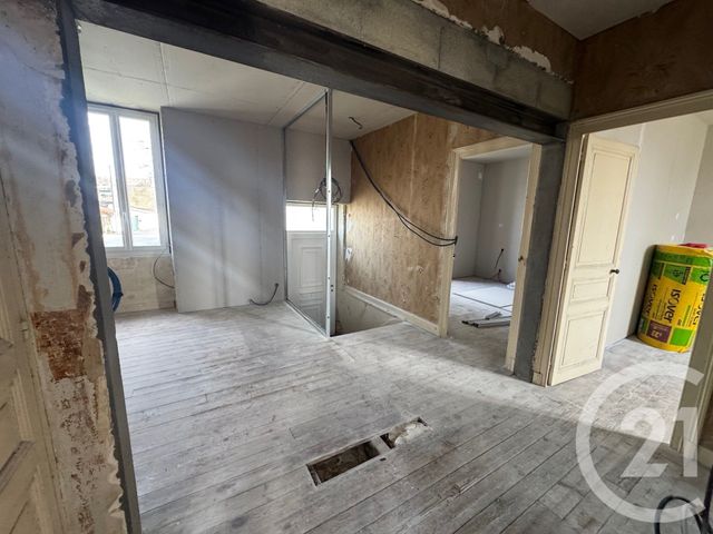 maison à vendre - 3 pièces - 62.0 m2 - RUELLE SUR TOUVRE - 16 - POITOU-CHARENTES - Century 21 Aloha Immobilier