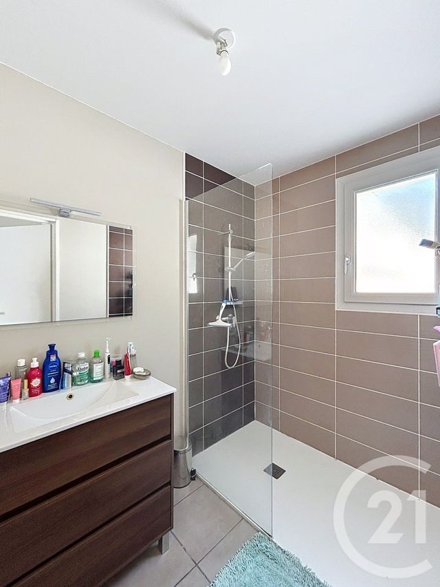 maison à louer - 4 pièces - 81.21 m2 - GOND PONTOUVRE - 16 - POITOU-CHARENTES - Century 21 Aloha Immobilier