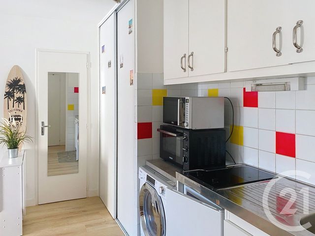 Appartement F2 à louer - 2 pièces - 30.5 m2 - ST MICHEL - 16 - POITOU-CHARENTES - Century 21 Aloha Immobilier