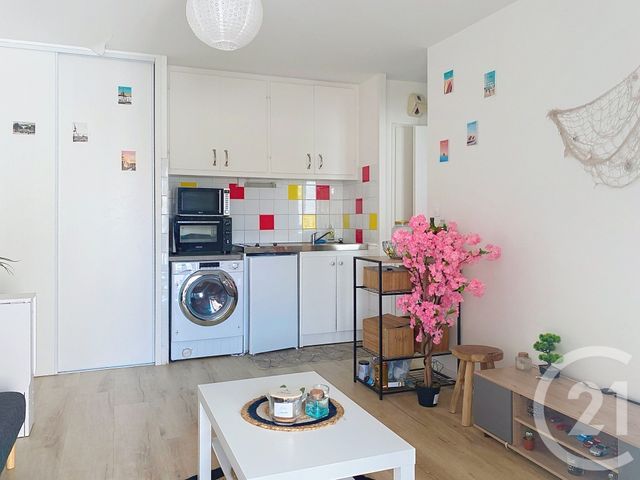 Appartement F2 à louer - 2 pièces - 30.5 m2 - ST MICHEL - 16 - POITOU-CHARENTES - Century 21 Aloha Immobilier