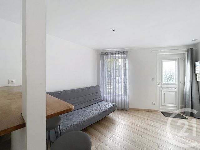 Appartement Studio à louer - 1 pièce - 20.4 m2 - L ISLE D ESPAGNAC - 16 - POITOU-CHARENTES - Century 21 Aloha Immobilier