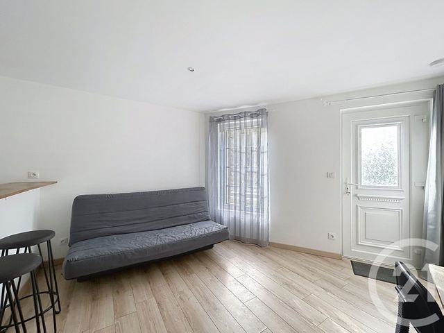 Appartement Studio à louer - 1 pièce - 20.4 m2 - L ISLE D ESPAGNAC - 16 - POITOU-CHARENTES - Century 21 Aloha Immobilier