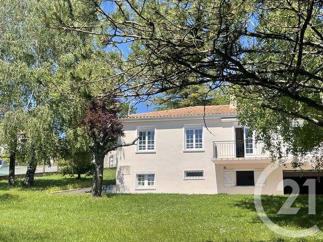 maison à vendre - 8 pièces - 123.5 m2 - RUELLE SUR TOUVRE - 16 - POITOU-CHARENTES - Century 21 Aloha Immobilier