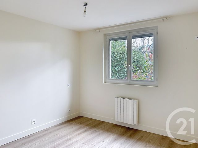 maison à louer - 4 pièces - 94.0 m2 - LA COURONNE - 16 - POITOU-CHARENTES - Century 21 Aloha Immobilier